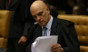 Leia mais sobre o artigo Pode um país bloquear redes sociais no mundo inteiro?